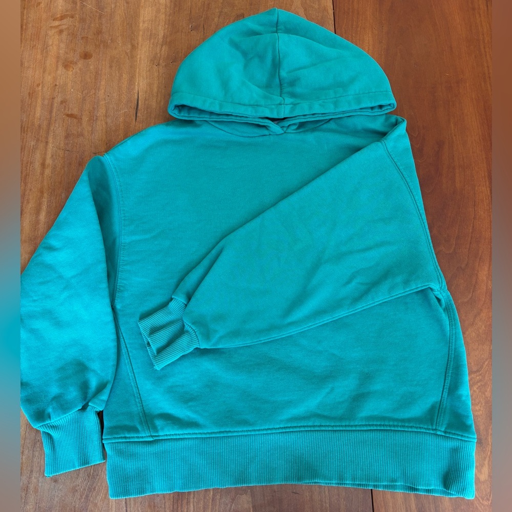 Zara Turquoise Sweatshirt size 9